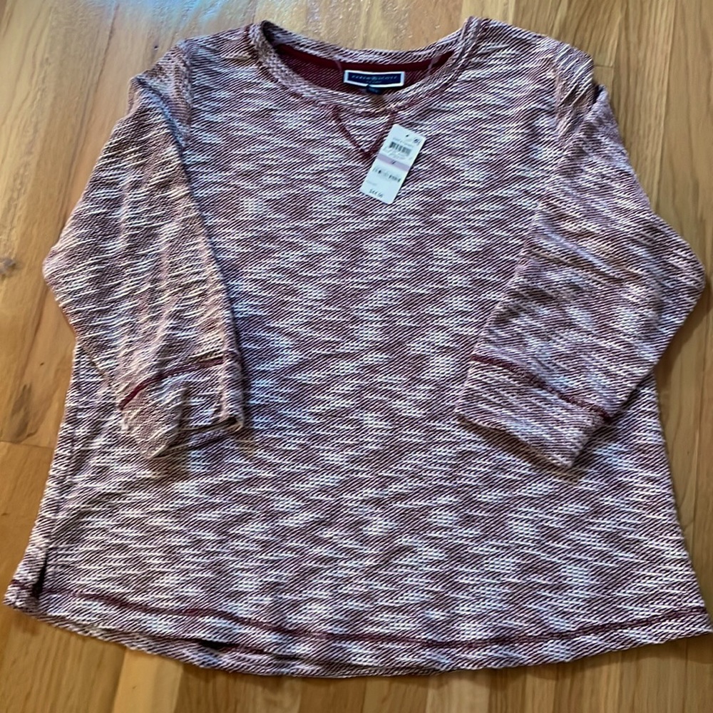 BNWT Karen Scott 1X Sweatshirt 3/4 Sleeve (White&Merlot)
